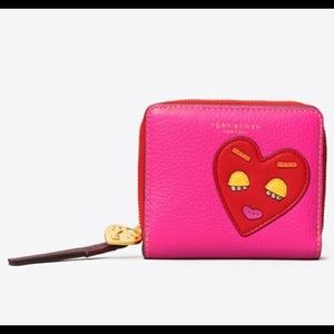 Tory Burch Perry Hearts Bi-fold Wallet